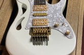 Ibanez Steve Vai PIA-3761 Stallion White-34.jpg